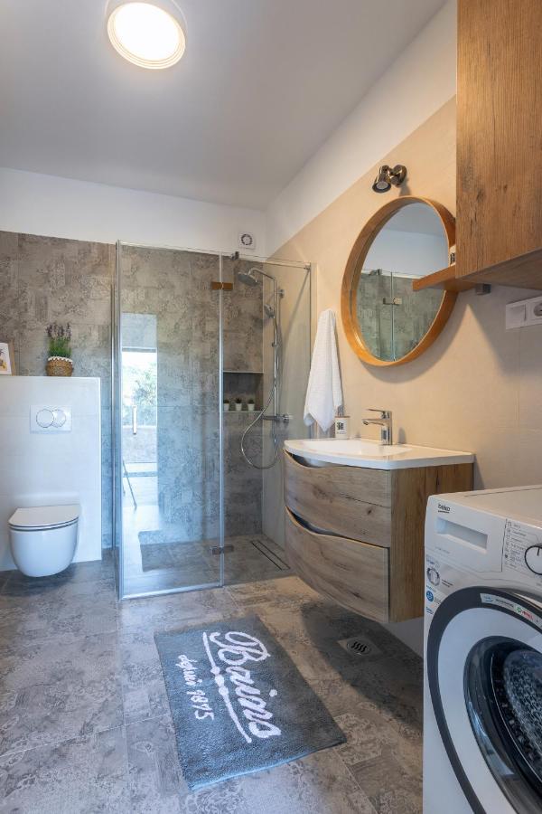 Hana Luxury Apartment With Sea View Sali Dış mekan fotoğraf