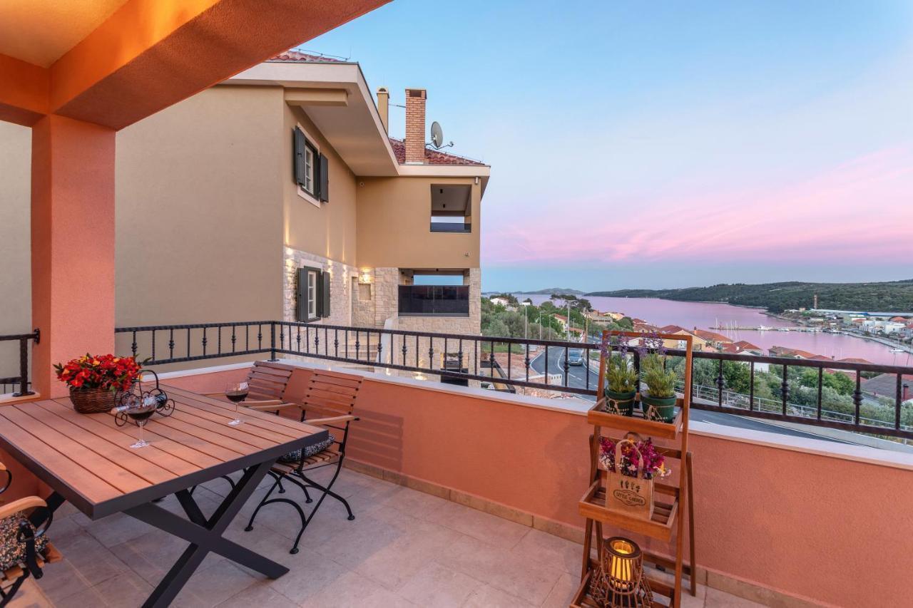Hana Luxury Apartment With Sea View Sali Dış mekan fotoğraf